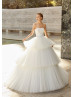 Chic Strapless Satin Pleated Tulle Layered Wedding Dress Chic Strapless Satin Pleated Tulle Layered Wedding Dress